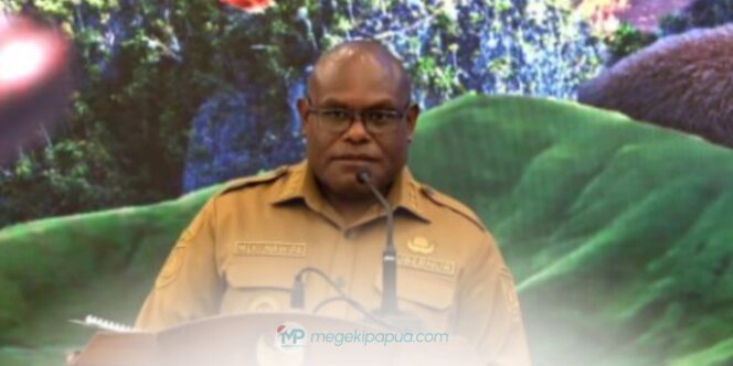 
					Gubernur Papua Tengah Meki Nawipa menyampaikan kritik terkait pemangkasan dana Otonomi Khusus Papua saat peluncuran Rencana Aksi Percepatan Pembangunan Papua (RAPPP) 2025–2029 di Jakarta, Selasa (16/12/2025).